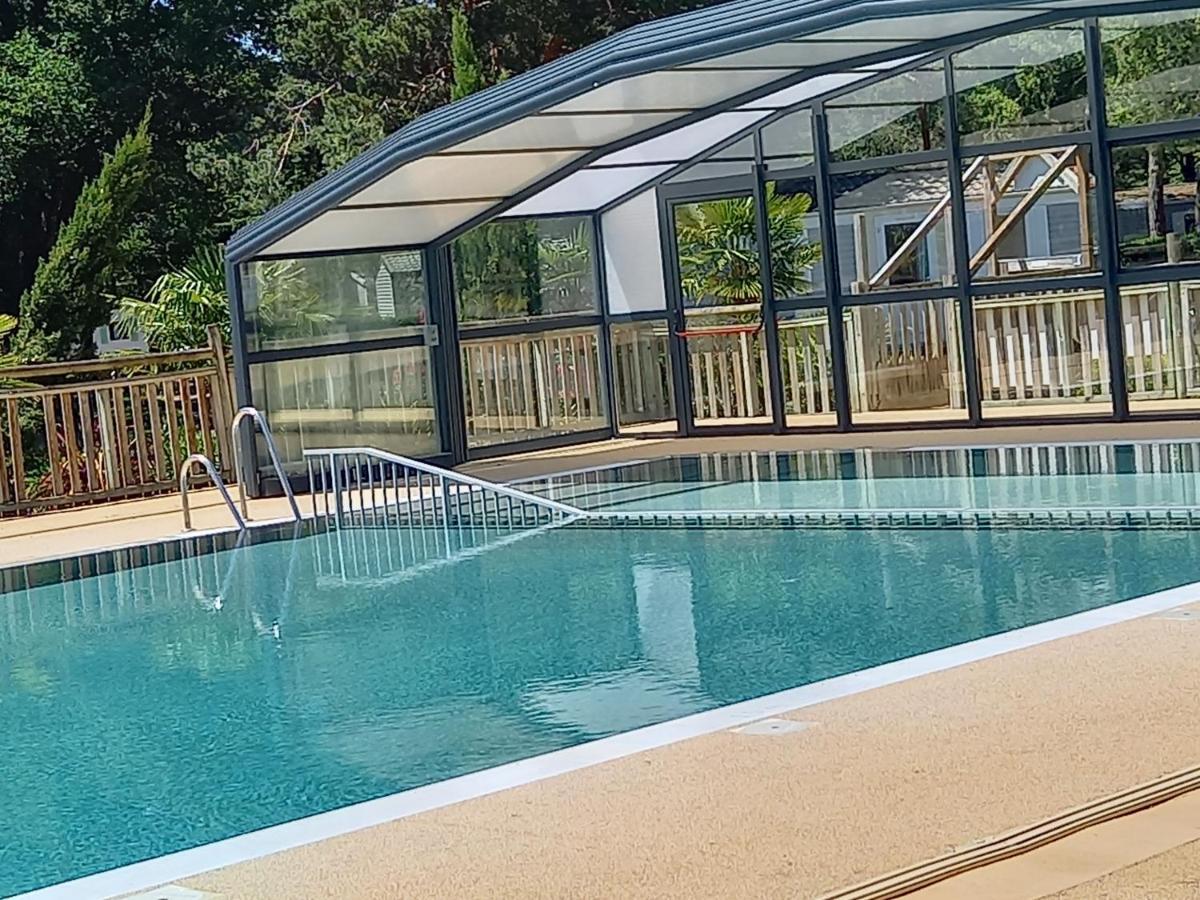 Coeur De Vendee Hotell La Boissiere-de-Montaigu Exteriör bild