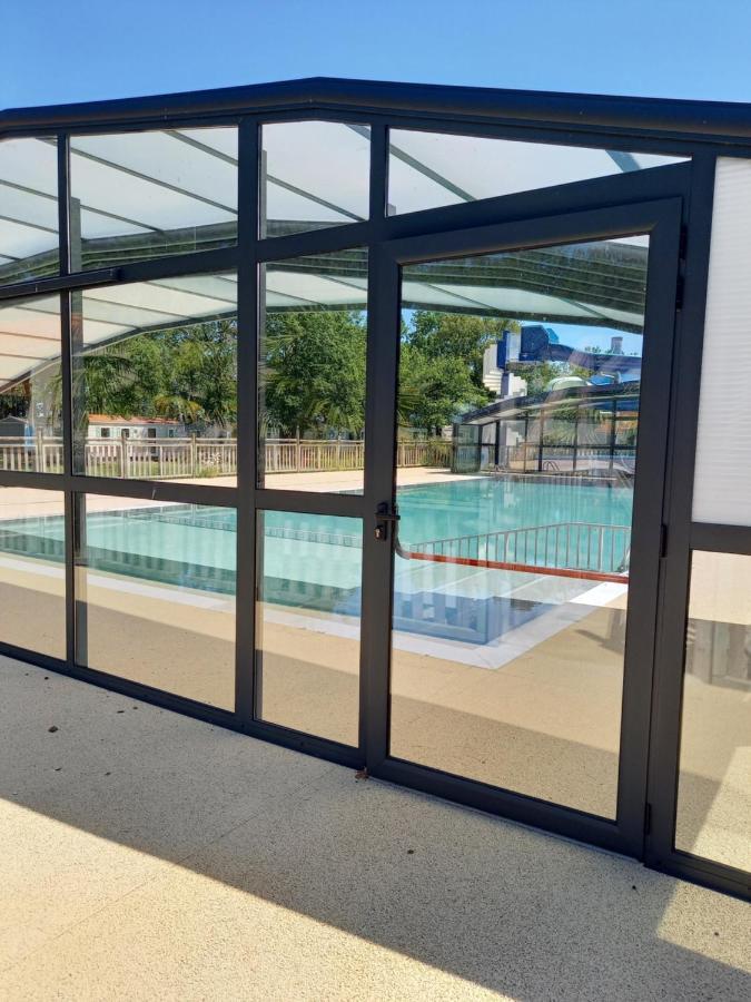 Coeur De Vendee Hotell La Boissiere-de-Montaigu Exteriör bild