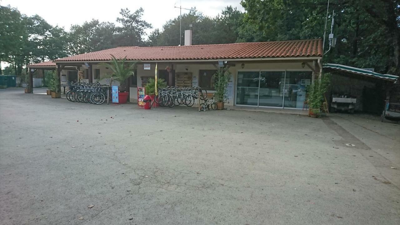 Coeur De Vendee Hotell La Boissiere-de-Montaigu Exteriör bild